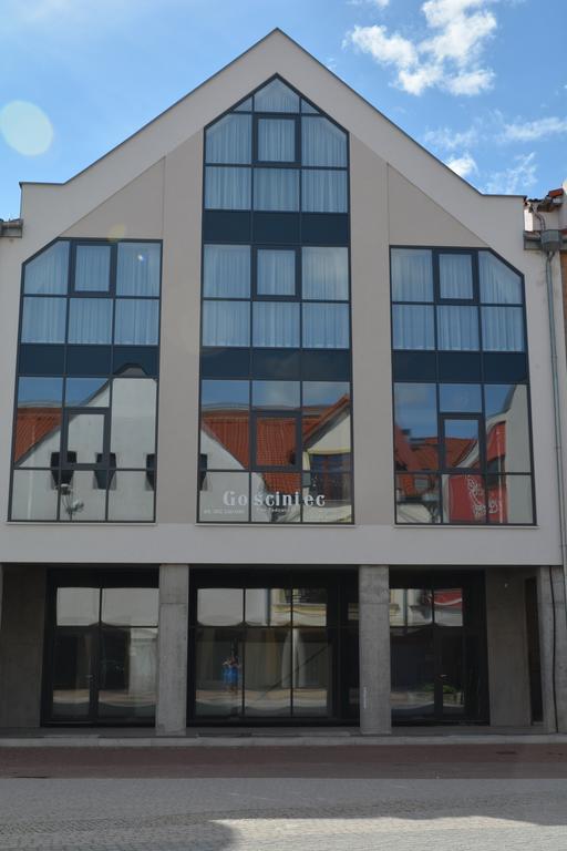Gosciniec Pan Tadeusz II Hotell Giżycko Exteriör bild