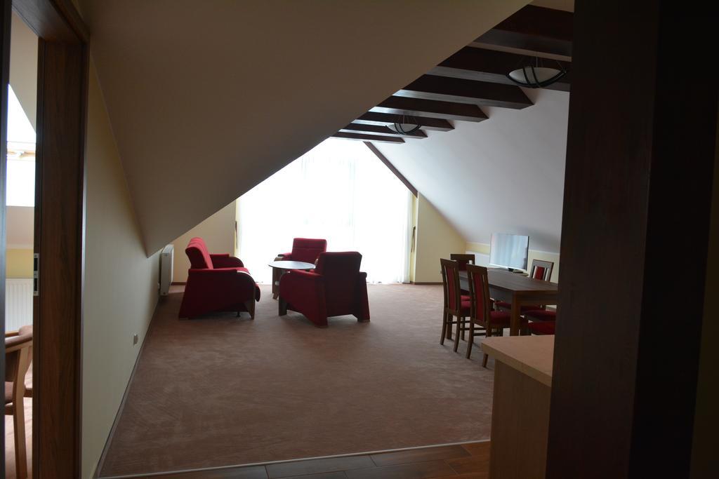Gosciniec Pan Tadeusz II Hotell Giżycko Rum bild