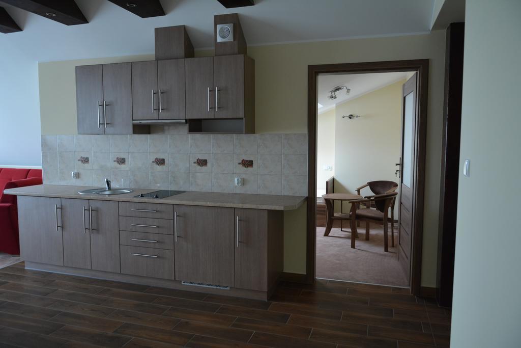 Gosciniec Pan Tadeusz II Hotell Giżycko Rum bild