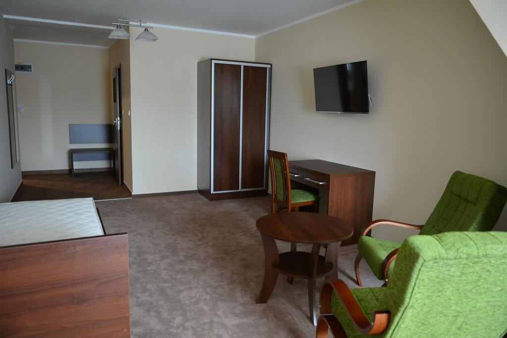 Gosciniec Pan Tadeusz II Hotell Giżycko Rum bild