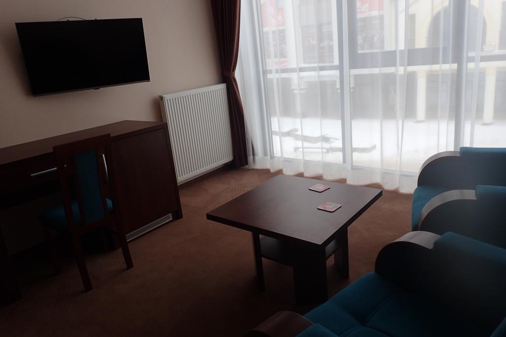 Gosciniec Pan Tadeusz II Hotell Giżycko Exteriör bild