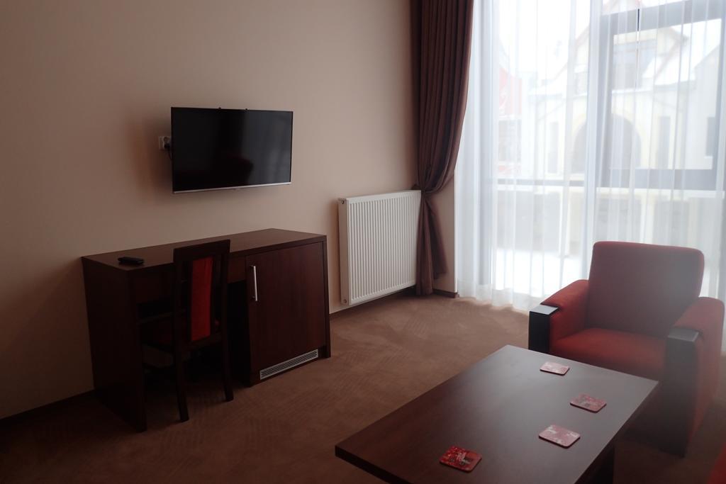 Gosciniec Pan Tadeusz II Hotell Giżycko Exteriör bild