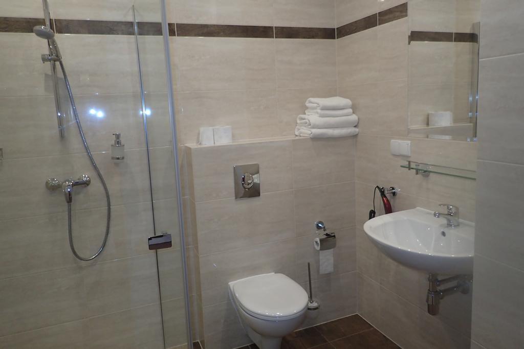 Gosciniec Pan Tadeusz II Hotell Giżycko Exteriör bild